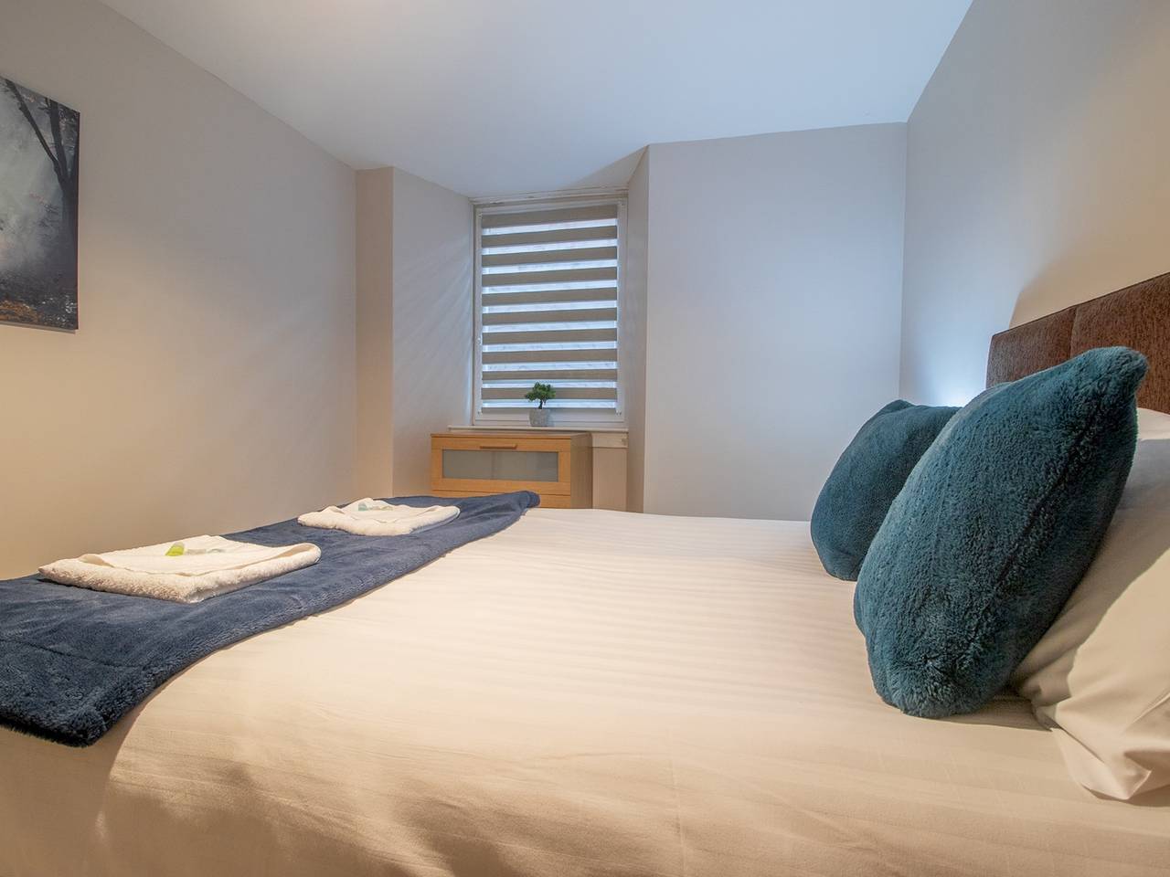 Entire apartment, City Gem Main Door & Parking | Pass the Keys in Glasgow, Greater Glasgow and Clyde Valley