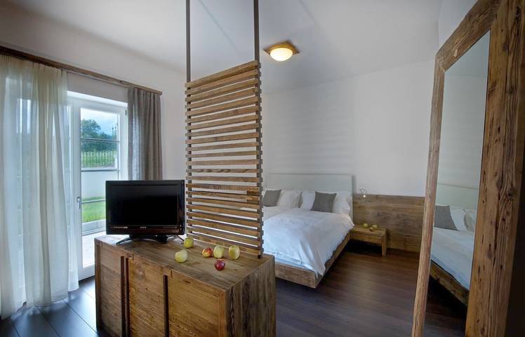 Location de vacances pour 3 personnes, avec jardin et vue à Fai della Paganella - 2