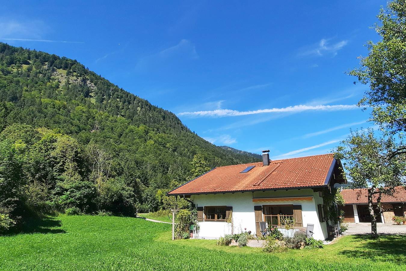 Ferienhaus Labenbach - Ferienhaus Labenbach 75 qm - wohnen im Erdgeschoss für 2 Personen mit Süd-Terrasse in Aschau im Chiemgau, Bayerische Alpen