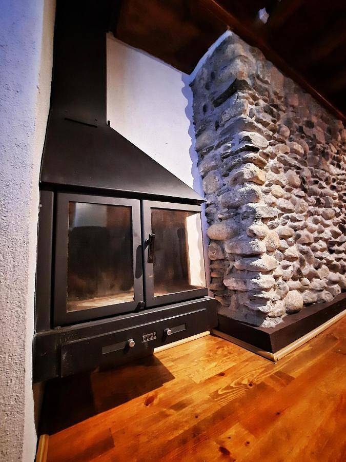 Appartement entier, Two-Bedroom Apartment in Bourg-Madame, Parc naturel régional des Pyrénées catalanes