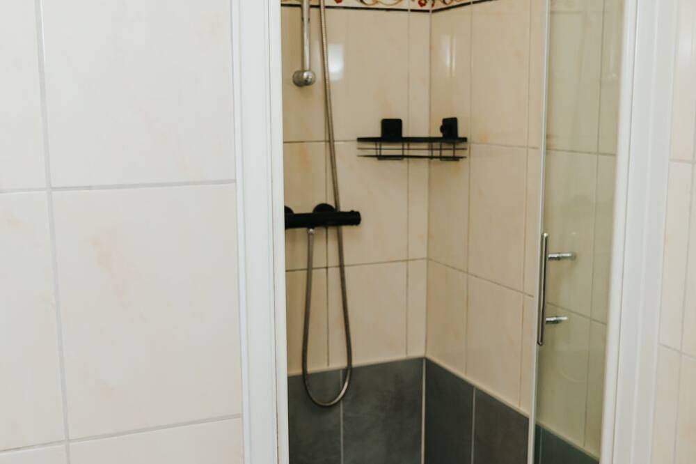 Charmantes Ferienhaus in Ouddorp aan Zee, Südholland (max. 6 Personen) in Ouddorp, Goeree-Overflakkee