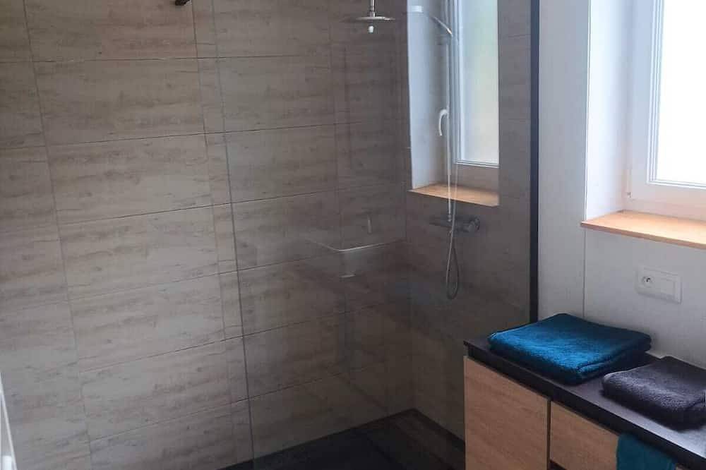 Ganze Wohnung, Gemütliche Unterkunft mit großem Garten, ideal für 5 Personen - Eschviller in Wollmünster, Saargemünd