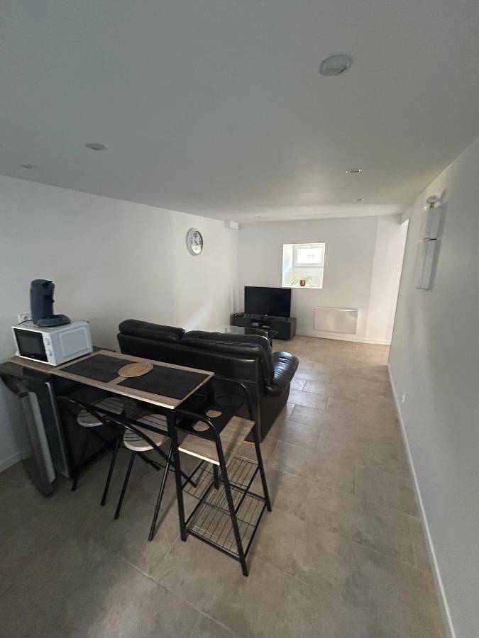 Gîte pour 2 personnes, avec terrasse à Miniac-Morvan - 3