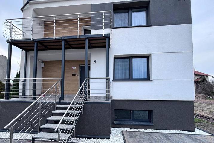 Ferienwohnung für 6 Personen, mit Terrasse und Ausblick sowie Garten, mit Haustier