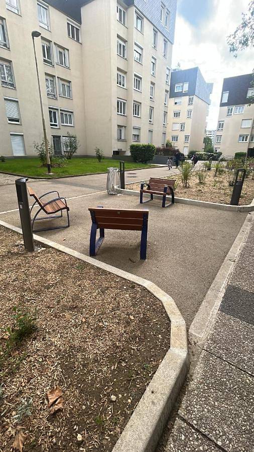 Gîte pour 6 personnes, avec balcon et vue à Boissy-Saint-Léger - 2