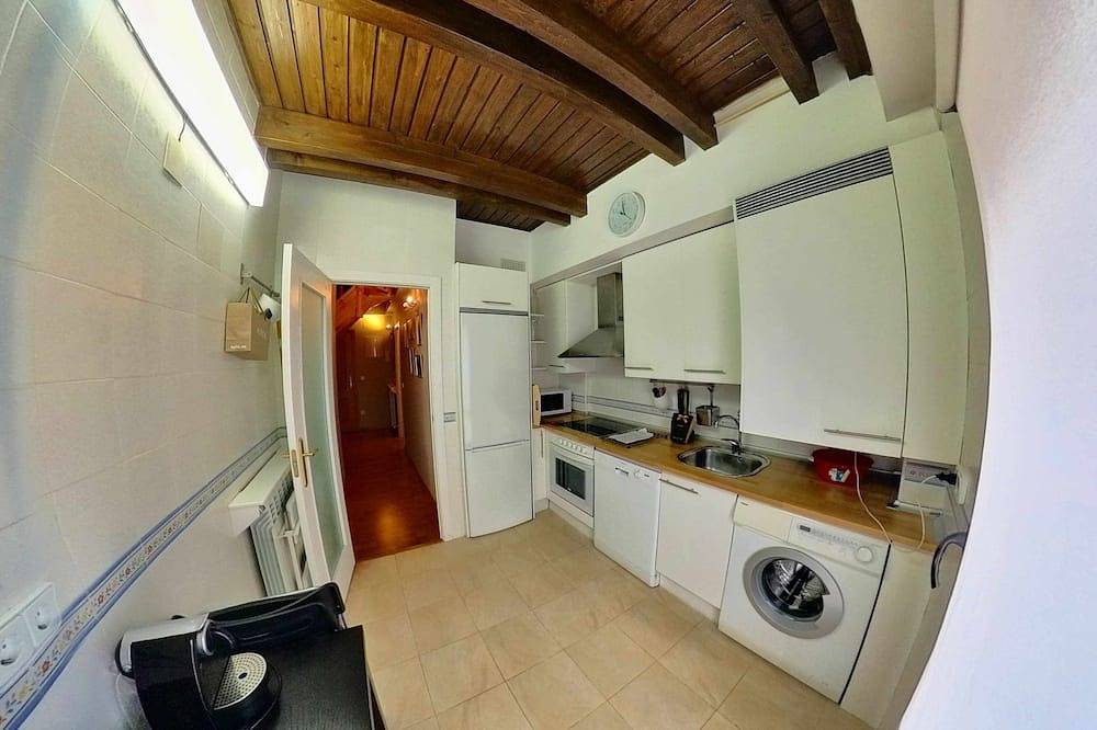 Entire apartment, Light penthouse - tucasaenlospirineos in Escarrilla, Sallent de Gállego