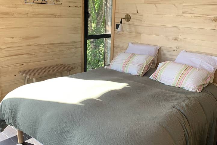 Location de vacances pour 3 personnes, avec terrasse ainsi que jardin et jacuzzi à Aillas - 2