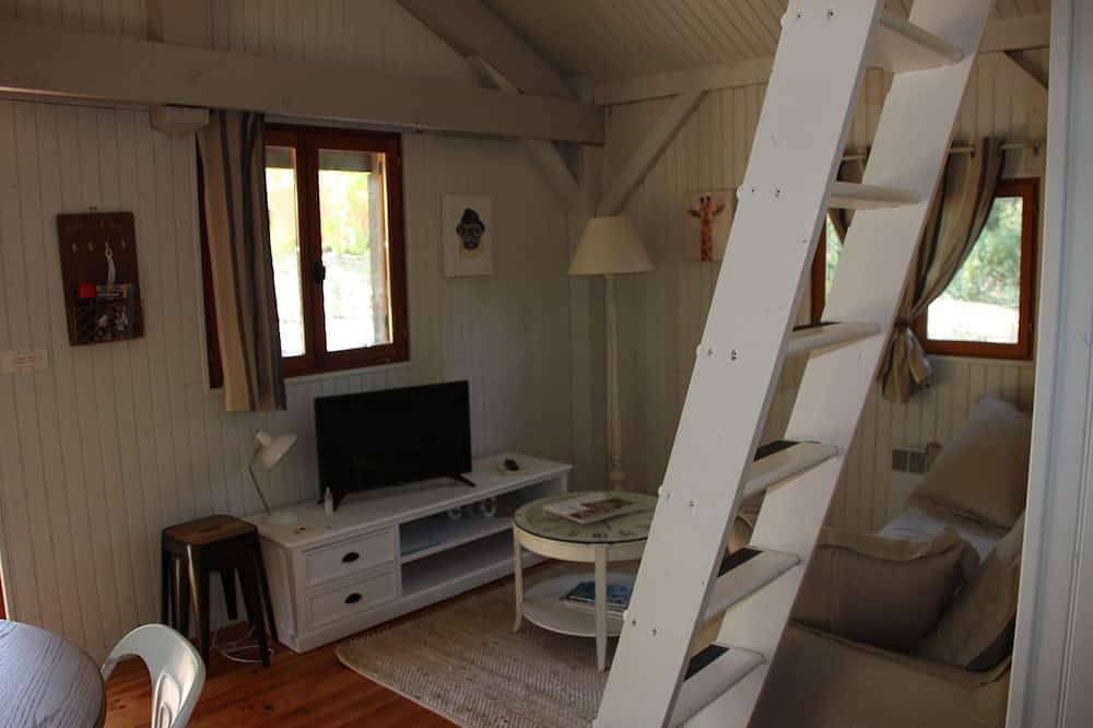 Chalet en bois au mileu des pins in Le Puy-Sainte-Réparade, Région d'Aix-en-Provence
