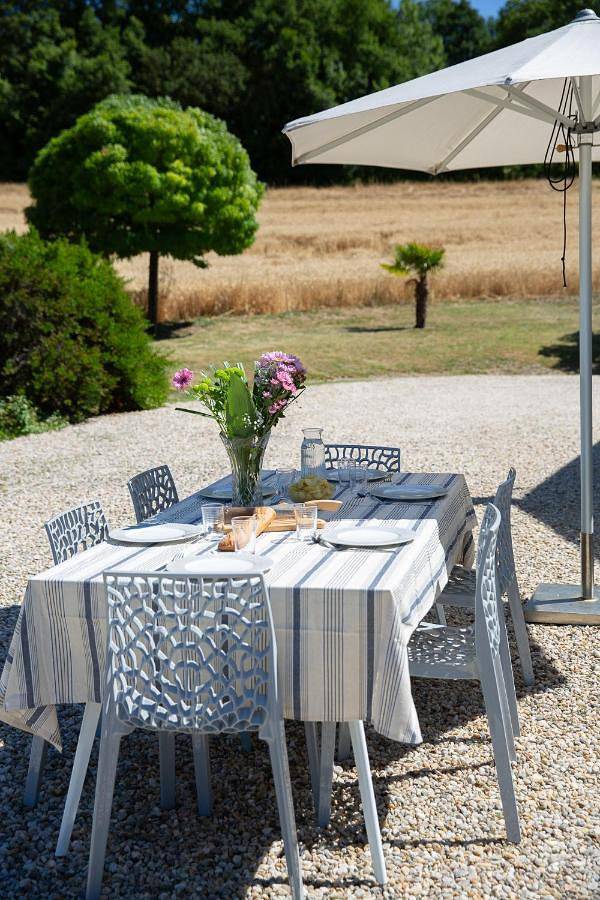 Location de vacances pour 7 personnes, avec jardin et vue à Saint-Bonnet-sur-Gironde - 2