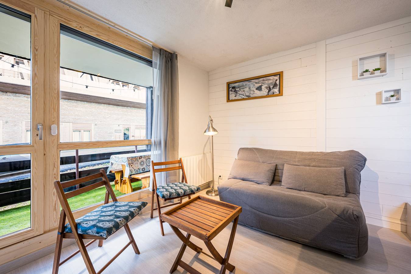 Ganzes Studio, Einzimmerapartment 'Skis Aux Pieds' mit Bergblick, Balkon und Wi-Fi in Nationalpark Vanoise