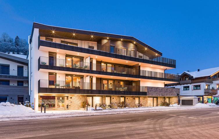 Geheel vakantieappartement, Gezellig Ski Appartement met Parkeerplaats en WiFi in Brixen im Thale, Kaisergebirge