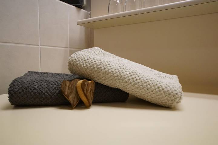 Gîte pour 4 personnes, avec vue sur le lac ainsi que balcon et vue, adapté aux familles à Treffen - 4