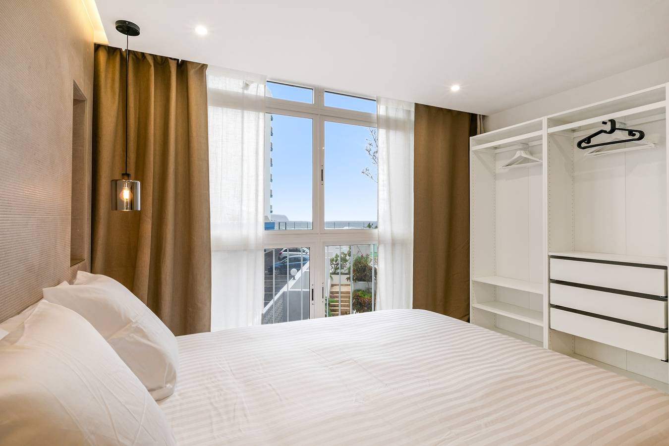 Ganzes Studio, Ferienwohnung 'Luxury Loft Mar Y Sol 2' mit Meerblick und Wlan in Mesa del Mar, Tacoronte