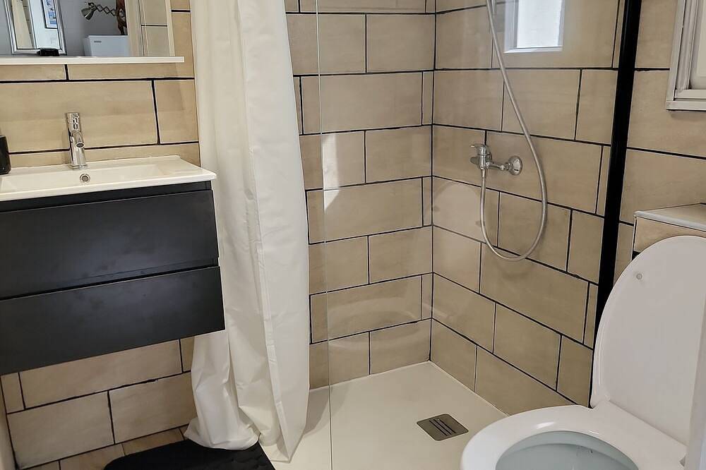 Petite villa avec piscine privée et chauffée in Garéoult, Côte méditerranéenne (France)