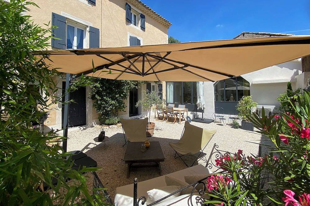 Casa Cycas - Charmante Maison de Village - Piscine chauffée Avignon (10 ') in Pujaut, Région de Nîmes