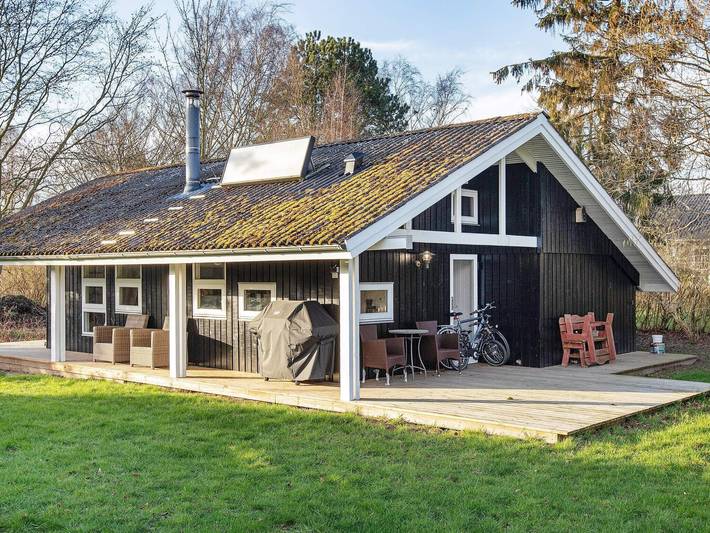 Ferieudlejning for 4 personer, med Terrasse i Præstø