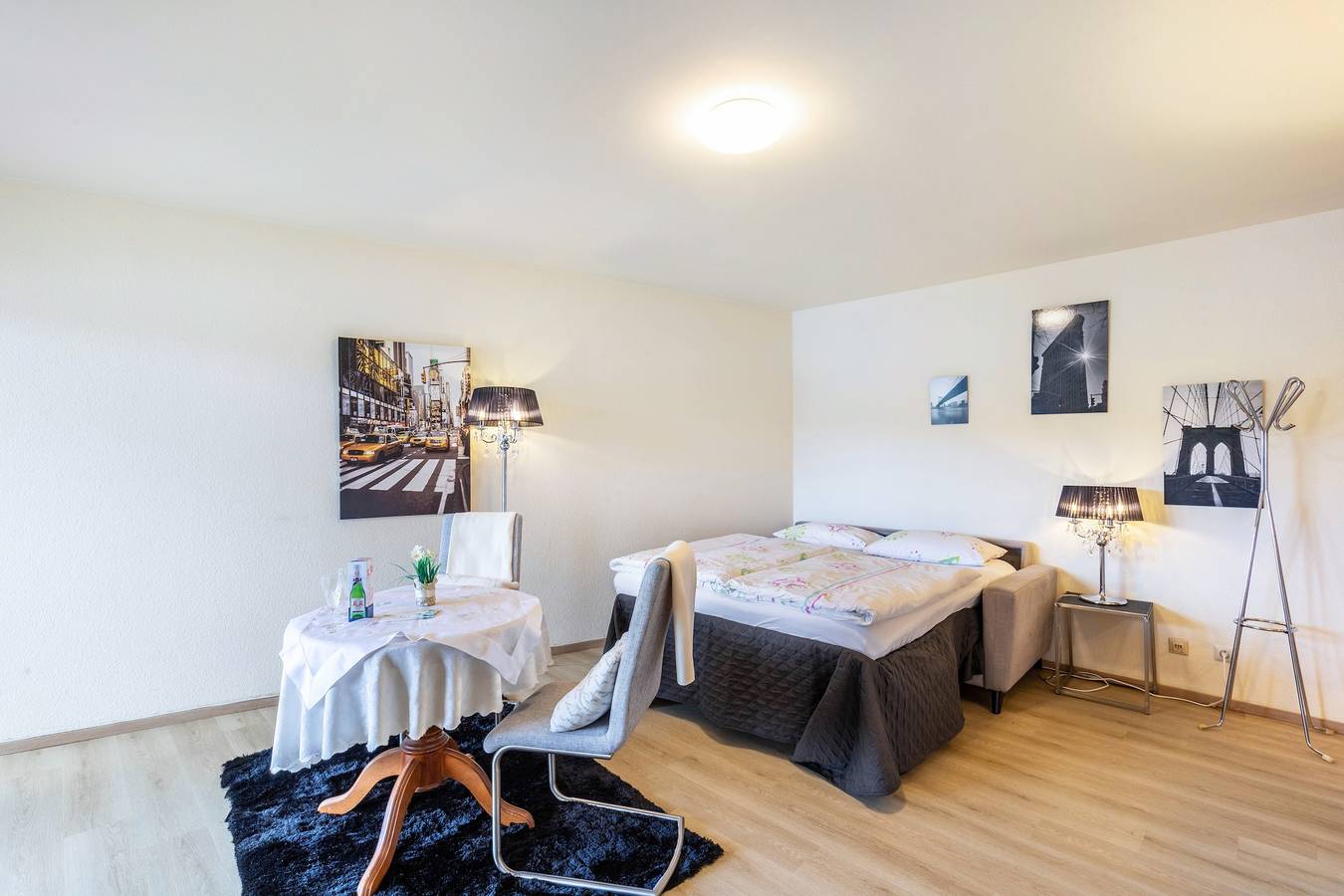Ganze Wohnung, Ferienwohnung 'Rheinapartment Dependance 8' mit Balkon und Wlan in Bad Hönningen, Osteifel
