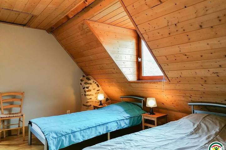 Location de vacances pour 9 personnes, avec jardin à Cazeaux-de-Larboust - 4