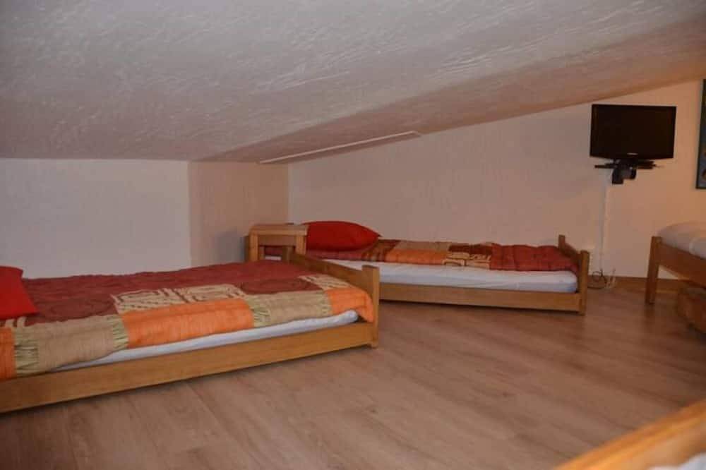 Entire apartment, Apartment in central Val Thorens on the slopes - magnificent view! in Val Thorens, Les Trois Vallées
