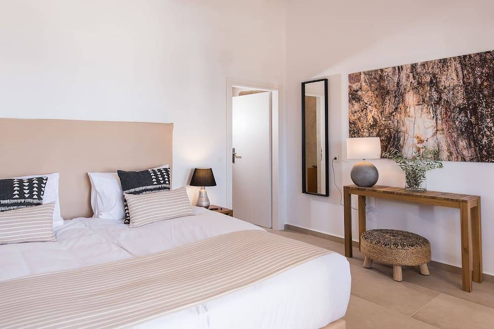 Thetis, south coast with amazing views and infinity pool! in Chora Sfakion, Chania und Umgebung