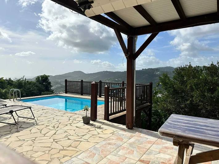 Studio pour 2 personnes, avec piscine et terrasse