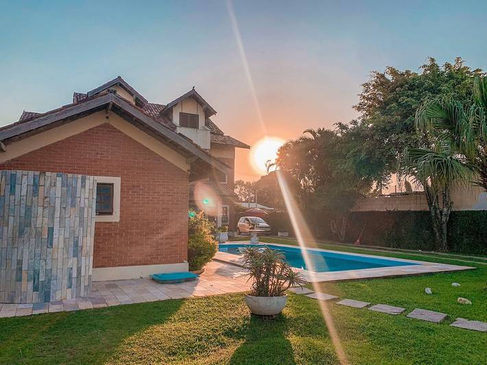 Casas e apartamentos de temporada para 20 pessoas, com jardim e balcão em Riviera de São Lourenço