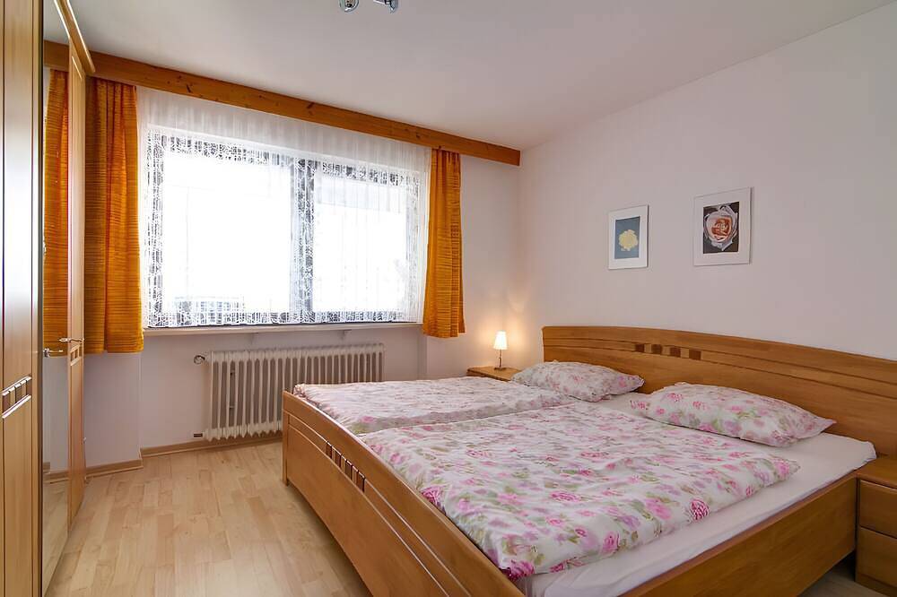 Ganze Wohnung, Ferienwohnung West, 44 qm, 1 Schlafzimmer, max. 2 Personen in Weilheim, Südschwarzwald