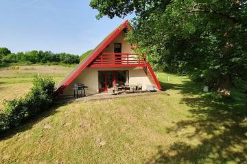 Maison de campagne pour 6 personnes, avec piscine ainsi que jardin et balcon, animaux acceptés à Chaillac