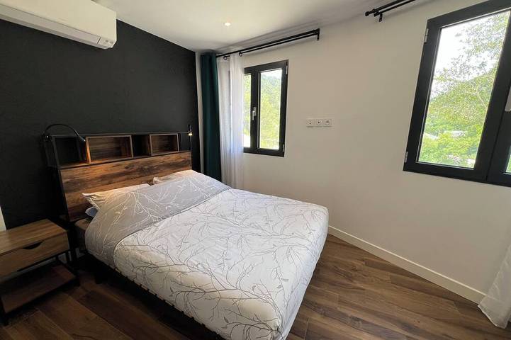 Location de vacances pour 8 personnes, avec jacuzzi ainsi que jardin et terrasse à La Trinité - 3