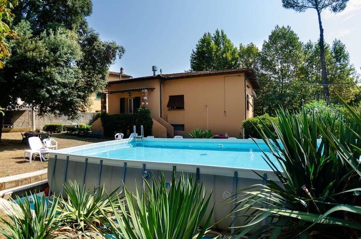 Villa Elisa in Buti, Pisa e dintorni