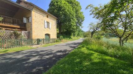 Gîte pour 4 personnes, avec jardin ainsi que piscine et vue à Montferrand-du-Périgord