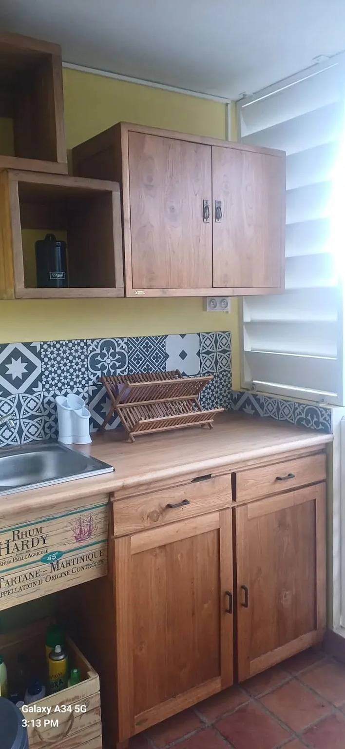 Gîte pour 2 personnes, avec piscine et terrasse à Tartane - 2