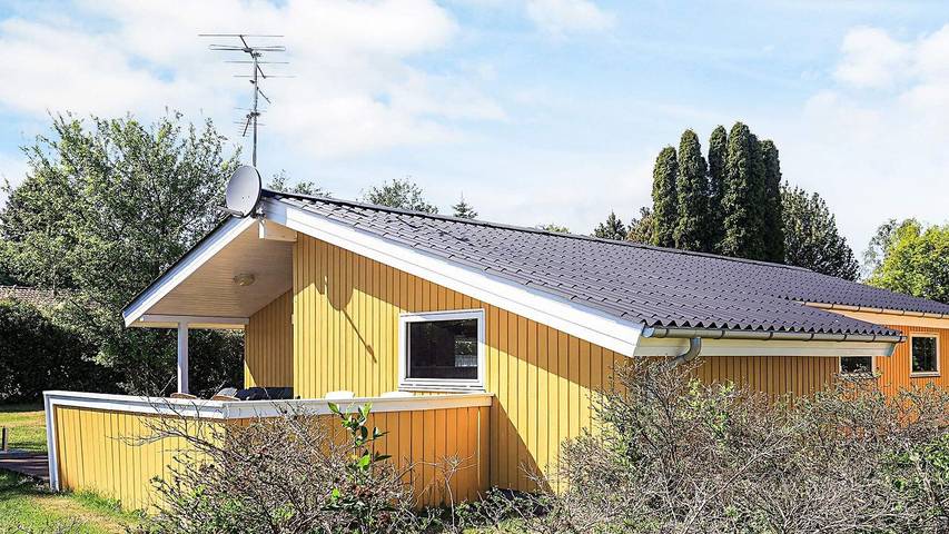 Ferienhaus für 9 Personen, mit Sauna und Terrasse in Råbylille Strand