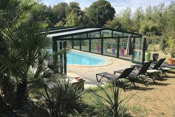 Maison d’hôte pour 2 personnes, avec jardin à Rivarennes