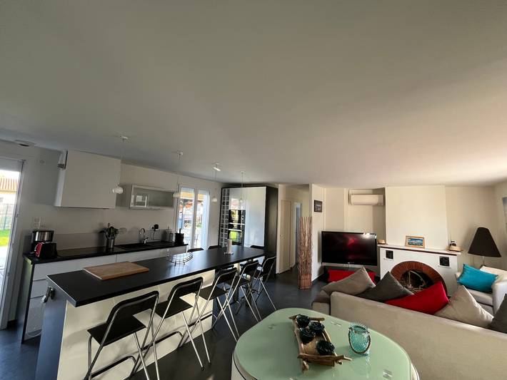 Ferienhaus für 6 Personen, mit Terrasse und Garten sowie Pool in Gironde - 3