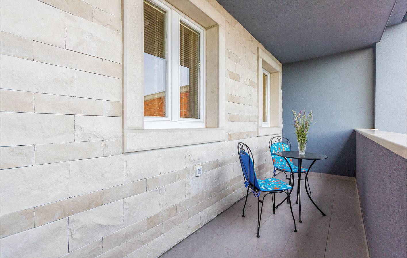 Modernes Apartment mit 2 Schlafzimmern, Pool und WLAN in der Nähe von Manjadvorci in Marčana, Südküste Istrien