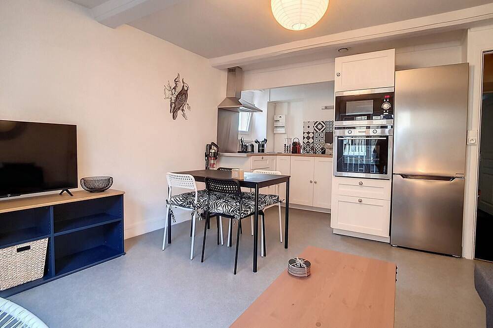 Ganze Wohnung, T2 Stadtzentrum Luc-sur-Mer, 30m zum Strand, Wifi, 4 Pers in Luc-sur-Mer, Caen und Umgebung