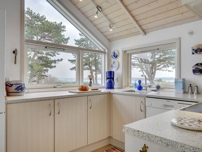"Bosilka" - 75m from the sea in Hundested, Hovedstaden