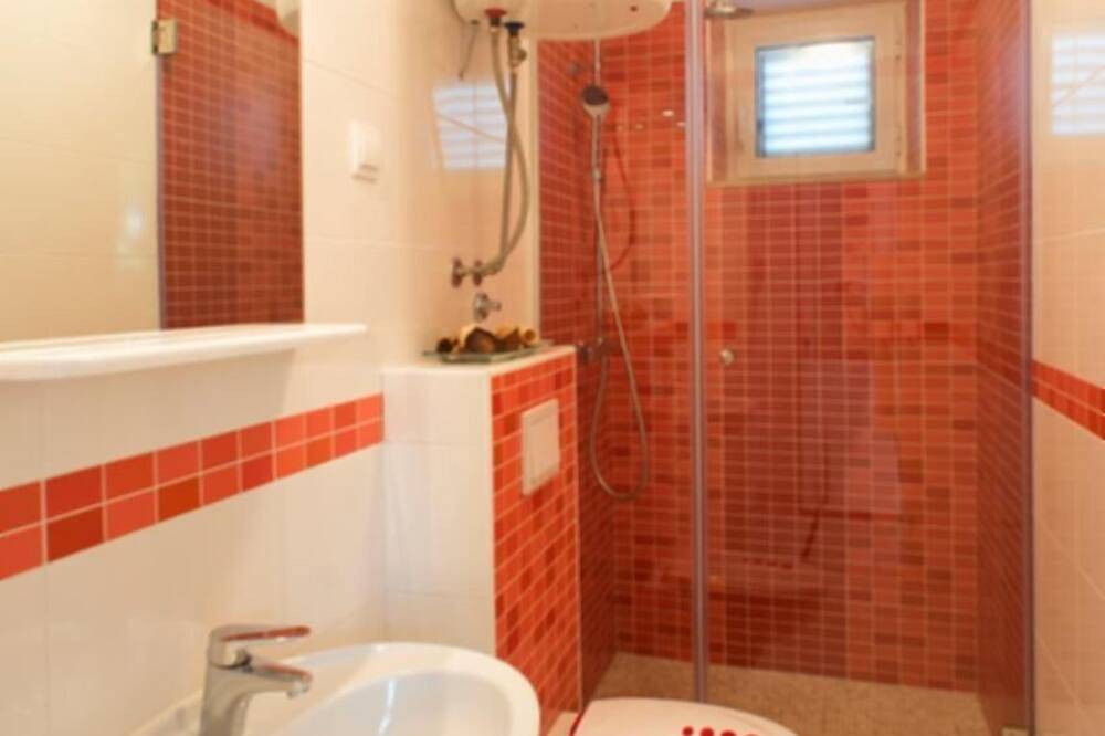 Apartment in 500 year old guesthouse with pool in Dubrovnik, Grad Dubrovnik