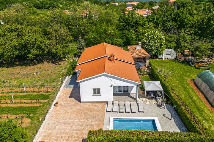 Ferienhaus für 6 Personen, mit Pool und Terrasse, mit Haustier in Istrien - 2