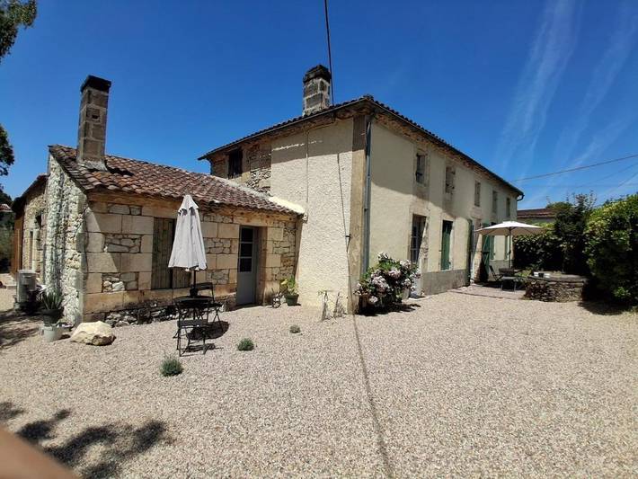 Location de vacances pour 8 personnes, avec Terrasse et Vue à Berson