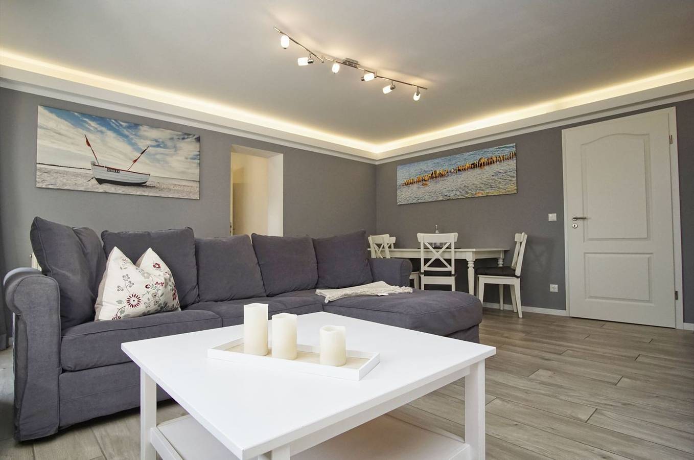 Ganze Wohnung, Ruhig und idyllische Lage, Ahoi Erlebnisbad gratis - Gutshaus Silvitz Fewo 02 in Bergen auf Rügen, Bergen auf Rügen und Umgebung