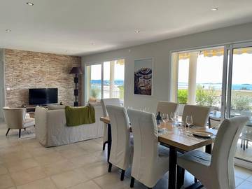 Gîte pour 6 personnes, avec vue et terrasse dans Gare De Bandol