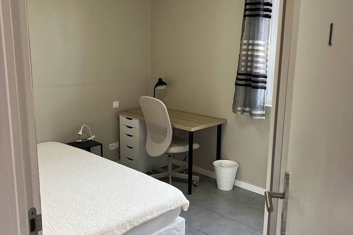 Entire apartment, Saint-Jeannet, Village in the Préalpes d'Azur, near Nice, Saint-Paul-De-Vence in Saint-Jeannet, Mediterranean Coast (France)