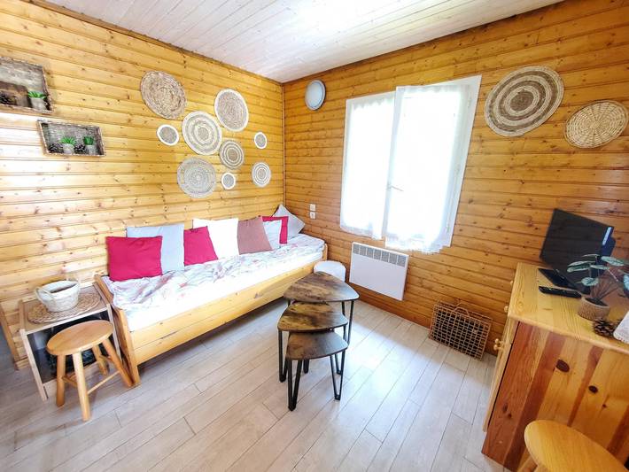 Location de vacances pour 5 personnes, avec terrasse à Murol