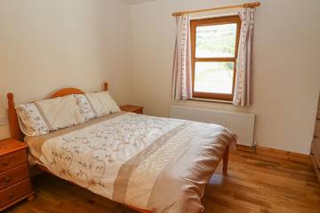 Cottage for 8 People in County Cork, Photo 3