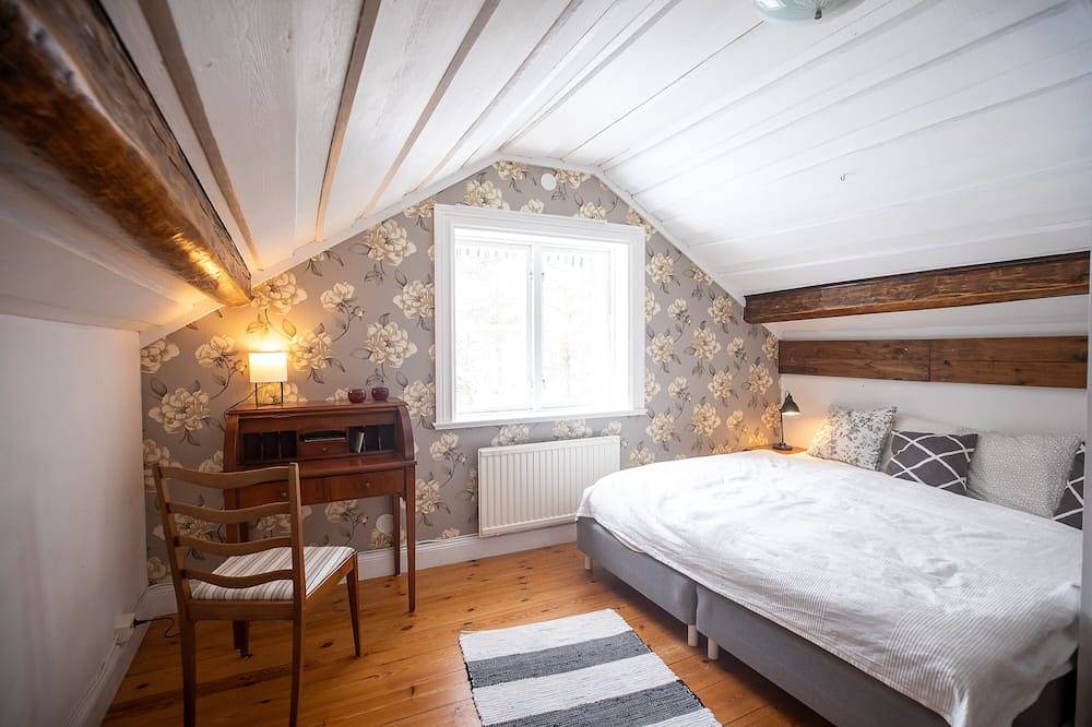 Naturidylle am Nationalpark - Holzhaus mit Kamin, Sauna, Alleinlage + viel Platz in Gästrikland