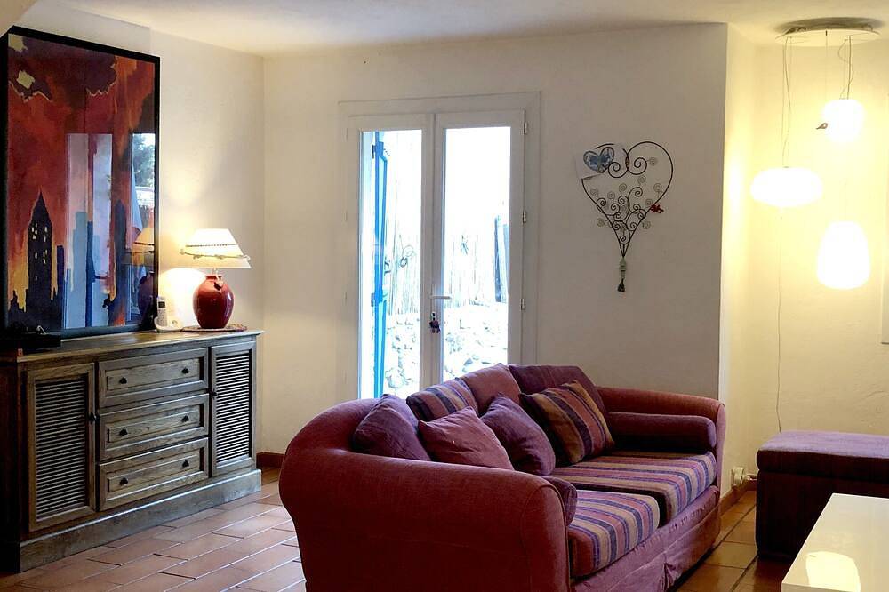 Southern charm, pretty village house with garden between Cannes and Grasse in Mouans-Sartoux, Cannes region