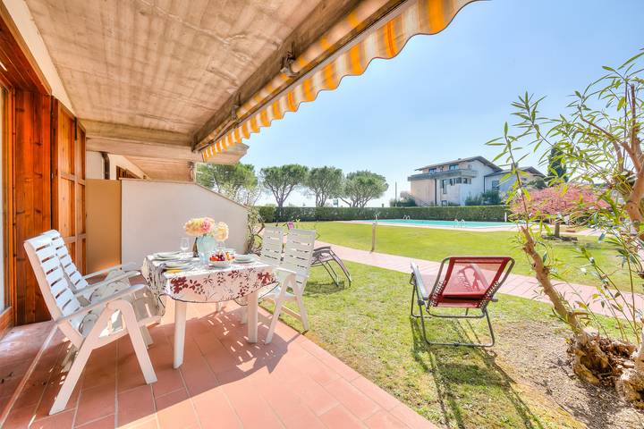 Gîte pour 4 personnes, avec piscine et terrasse à Sirmione - 2