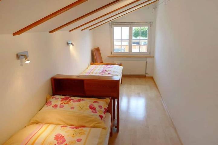 Gîte pour 5 personnes, avec jardin et balcon à Weggis - 4